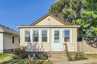 426 5th Ave S, South Saint Paul, MN 55075