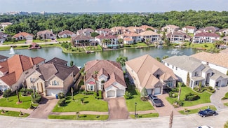 18926 Villa Bergamo Ln, Houston, TX 77094