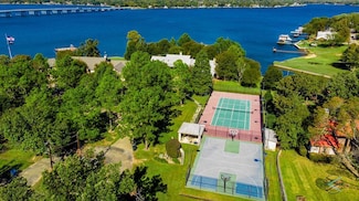 5652 Lakeshore Ct, Log Cabin, TX 75148