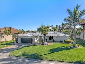 6822 Griffin Blvd, Fort Myers, FL 33908