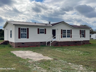108 Stone Glen Rd, Pikeville, NC 27863