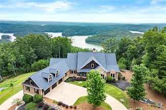 49 Waterside Dr SE, Cartersville, GA 30121