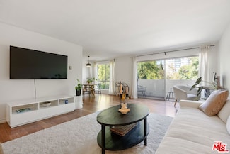 9061 Keith Ave Unit 308, West Hollywood, CA 90069