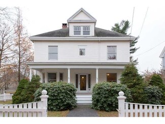 184 Pleasant Ave, Portland, ME 04103