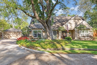 1302 Friarcreek Ln, Houston, TX 77055