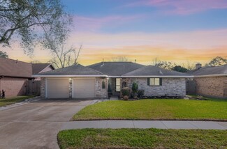 4211 Tuscarora St, Pasadena, TX 77504