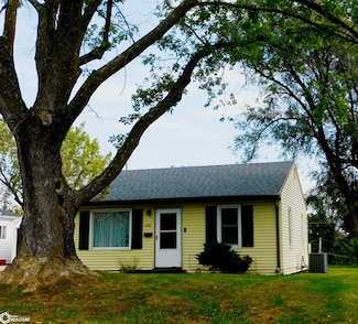 604 E 26th St S, Newton, IA 50208