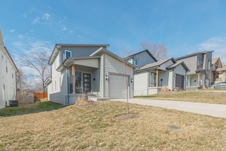 4436 Tracy Ave, Kansas City, MO 64110