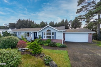 1215 SW Ocean Hills Dr, Waldport, OR 97394