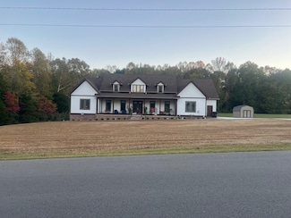 343 Comanche Way, Russell Springs, KY 42642