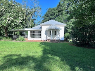 273 N Stevens St, Ellaville, GA 31806