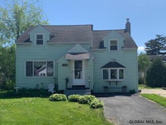 421 Riverside Ave, Schenectady, NY 12302
