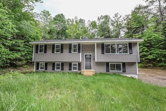 877 St Johnsbury Rd, Littleton, NH 03561