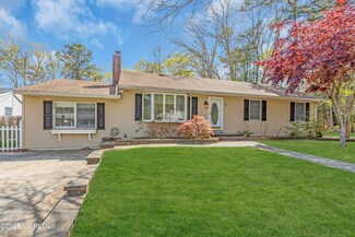 10 Clayhole Rd, Little Egg Harbor Township, NJ 08087