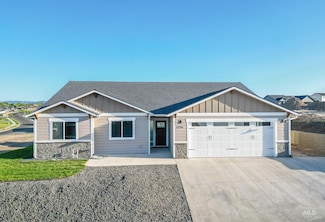 1736 Golden Hills Dr, Lewiston, ID 83501