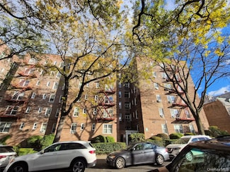 39-65 51st St Unit 4B, Woodside, NY 11377