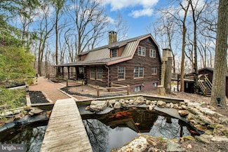 2244 Springtown Hill Rd, Hellertown, PA 18055