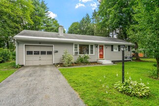 81 5th St, Glens Falls, NY 12801