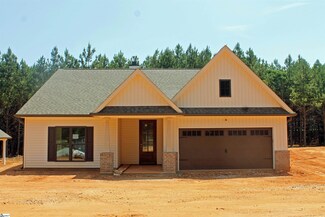 275 Palmetto Rd, Pelzer, SC 29669