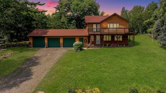 8127 Ridge Rd, Nisswa, MN 56468