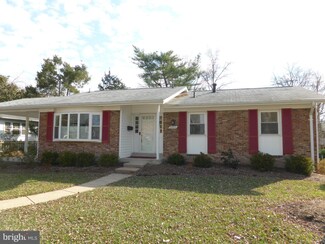 2303 Candlewood Dr, Alexandria, VA 22308