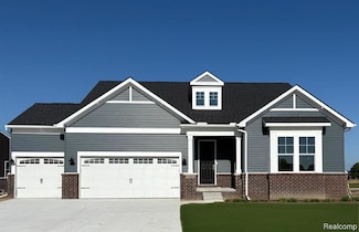50521 Crusader Dr, Macomb, MI 48044