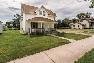 520 Elm St, Crookston, MN 56716