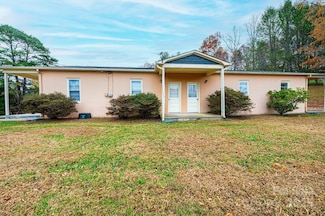 4823 Calico Rd, Lenoir, NC 28645