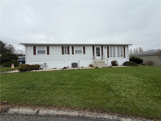 160 Pembrooke Dr, Delmont, PA 15626
