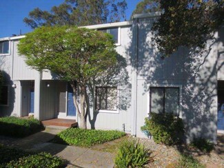 21167 E Cliff Dr, Santa Cruz, CA 95062