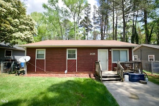 2726 Thelma St, Durham, NC 27704