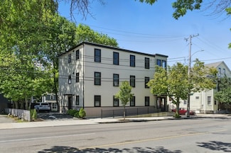 9 Boston St Unit 3, Salem, MA 01970