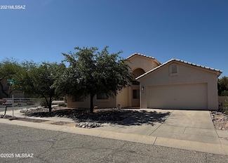 25 S Eastern Dawn Ave, Tucson, AZ 85748