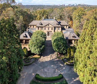 3450 Ridgewood Rd NW, Atlanta, GA 30327