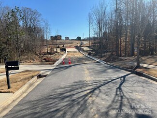 19041 Newburg Hill Rd, Davidson, NC 28036