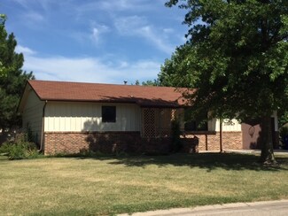 702 Birch Ave, Moundridge, KS 67107