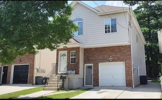58 Grandview Ave, Staten Island, NY 10303
