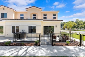 1204 S San Antonio Ave, Pomona, CA 91766