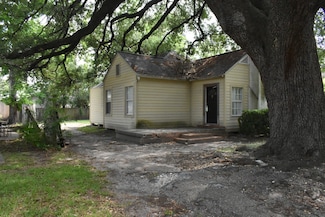 4005 University Blvd, Houston, TX 77005