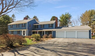 35 Cindyann Dr, East Greenwich, RI 02818