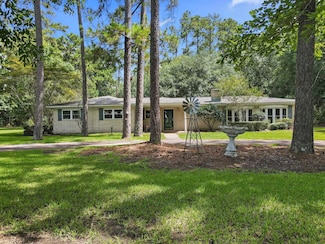 110 Lumberton Dr, Lumberton, TX 77657