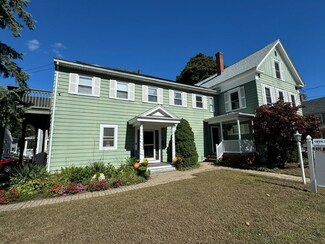 115 Elm St Unit 1, Amesbury, MA 01913