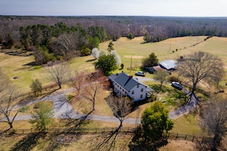 972 Boxwood Rd, Laurens, SC 29360