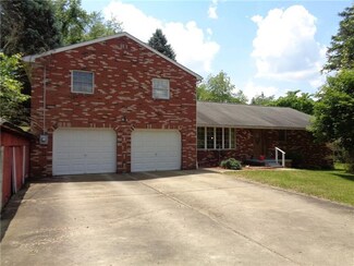 18 Lilly Ln, Manor, PA 15665
