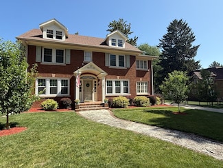 1402 W Lincoln Blvd, Freeport, IL 61032