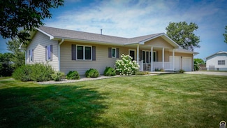 1723 2nd Ave W, Horton, KS 66439