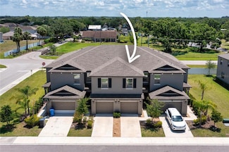 937 Royal Empress Dr, Ruskin, FL 33570