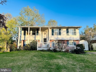 7 Mooncoin Cir, Waldorf, MD 20602