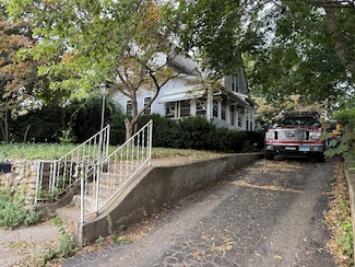 265 Crystal Ave, New London, CT 06320