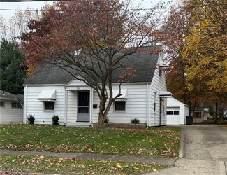 782 Caddo Ave, Akron, OH 44305